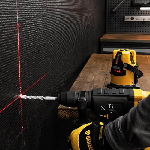 Лазерный уровень LX3, 10 м, ± 0,3 мм/1 м, 635 нм, 4 вертикальных, 1 горизонтальная плоскости, резьба 5/8" Denzel по ценам производителя в Уфе с доставкой по всей России