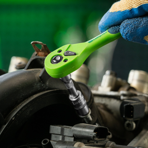 Ключ-трещотка 1/4", CrV, 72 зуба, с быстрым сбросом Сибртех по ценам производителя в Уфе с доставкой по всей России