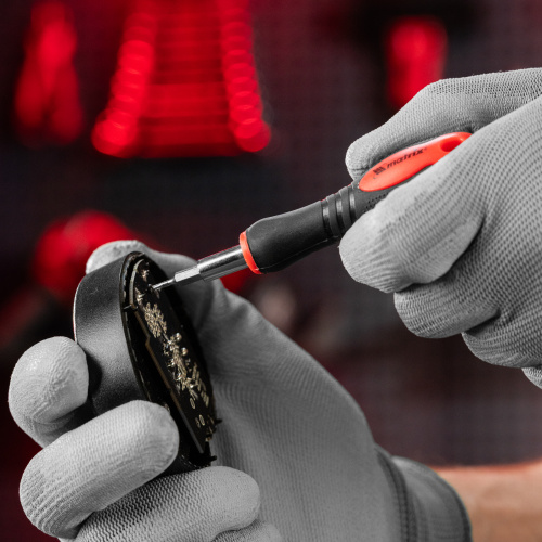 Отвертка для точных работ с насадками Fusion, 22 предмета, в пластиковом пенале Matrix по ценам производителя в Уфе с доставкой по всей России