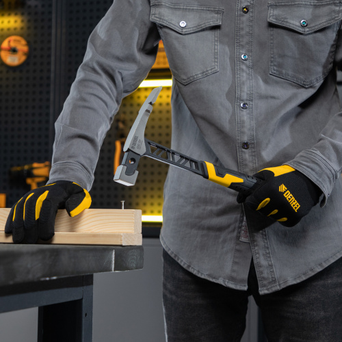 Молоток каменщика 680 г, цельнокованый, двухкомпонентная обрезиненная рукоятка Denzel по ценам производителя в Уфе с доставкой по всей России