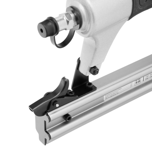 Нейлер пневматический для гвоздей от 10 до 32 мм Matrix по ценам производителя в Уфе с доставкой по всей России