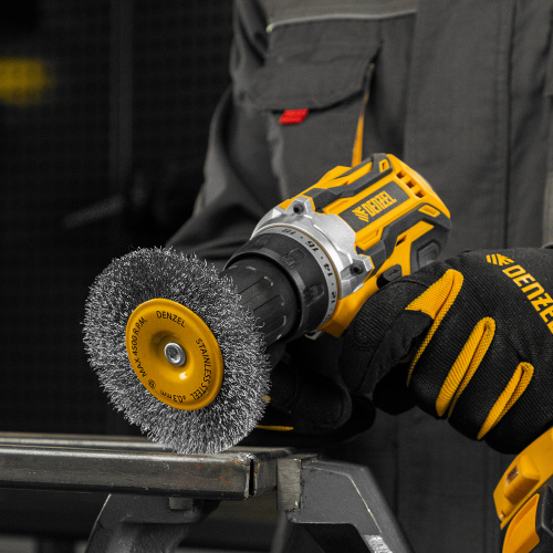 Щетка для дрели 100 мм, Плоская, со шпилькой, нержавеющая витая проволока Denzel по ценам производителя в Уфе с доставкой по всей России