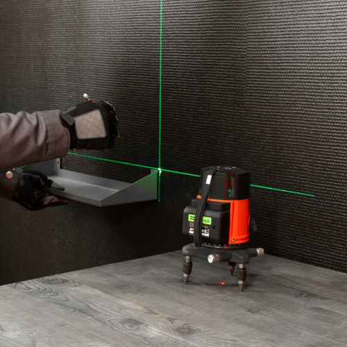 Лазерный уровень CRL-30G, 30 м, зеленый луч, акк. Li 2400 mah, резьба 5/8" MTX по ценам производителя в Уфе с доставкой по всей России