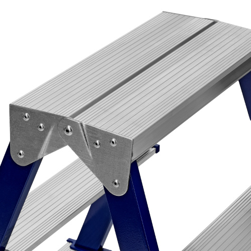 Стремянка двусторонняя 4 ступени, стальная, Сибртех по ценам производителя в Уфе с доставкой по всей России