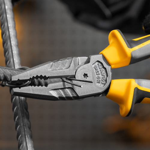 Плоскогубцы комбинированные 205 мм, трехкомпонентные рукоятки Denzel по ценам производителя в Уфе с доставкой по всей России