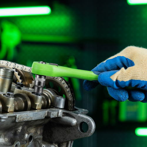 Ключ-трещотка 3/8", CrV, 72 зуба, с быстрым сбросом Сибртех по ценам производителя в Уфе с доставкой по всей России