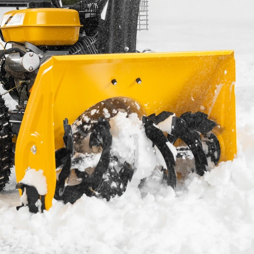 Бензиновая снегоуборочная машина SB 560 LP, 212 cc, электростартер, фара Denzel по ценам производителя в Уфе с доставкой по всей России