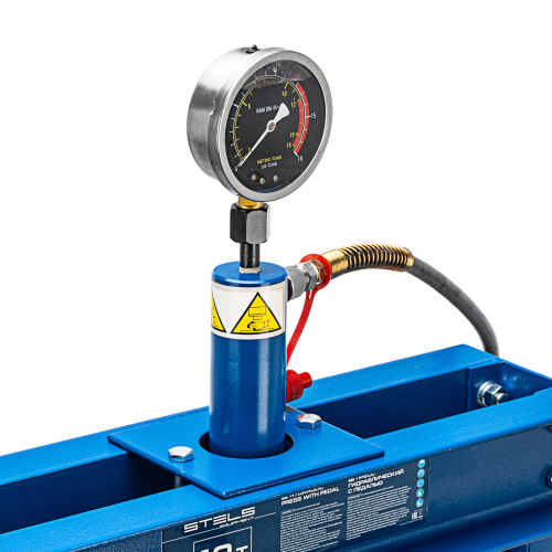 Пресс гидравлический с манометром и педалью, 12 т (комплект из 2 частей) Stels по ценам производителя в Уфе с доставкой по всей России