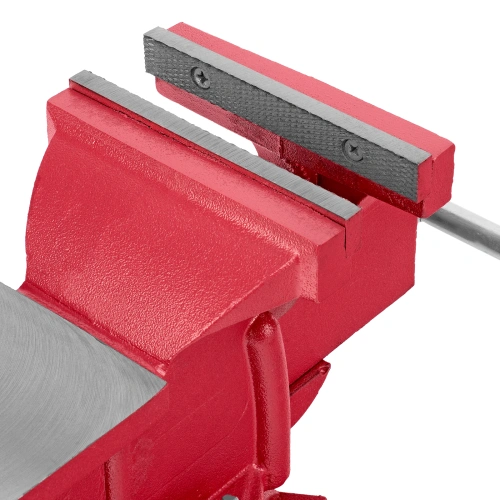 Тиски слесарные, 150 мм, поворотные, с наковальней Matrix по ценам производителя в Уфе с доставкой по всей России