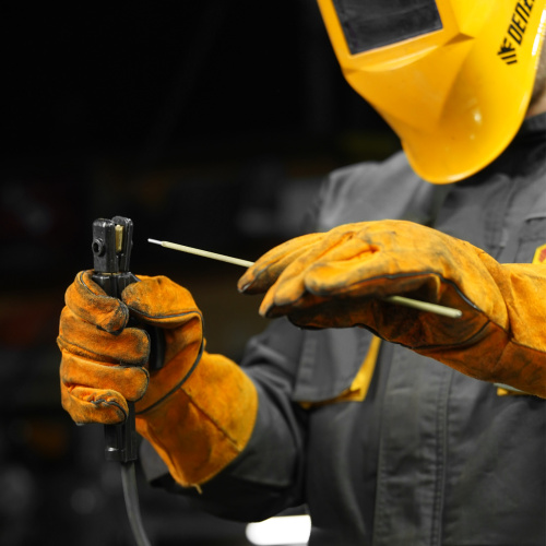 Электроды DER-46 Goldline, диам. 3 мм, 2,5 кг, рутил-целлюлозное покрытие Denzel по ценам производителя в Уфе с доставкой по всей России