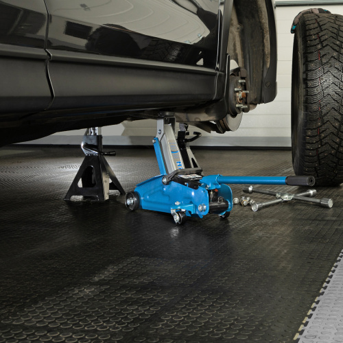 Домкрат гидравлический подкатной, 2 т, h подъема 140-340 мм Stels по ценам производителя в Уфе с доставкой по всей России