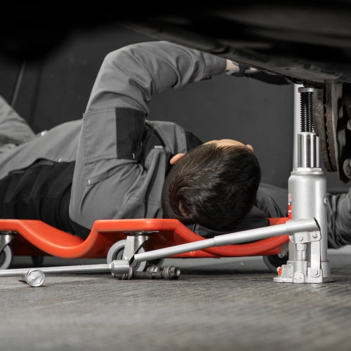 Домкрат гидравлический бутылочный, 5 т, высота подъема 216-413 мм, в пластиковый кейсе Matrix по ценам производителя в Уфе с доставкой по всей России