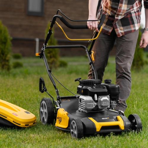 Газонокосилка бензиновая GLR-510SP-ZS, 171 см3, ширина 51 см, привод, травосборник 65 л Denzel по ценам производителя в Уфе с доставкой по всей России