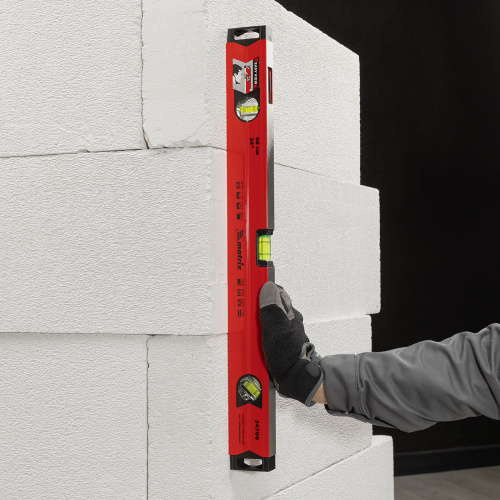 Уровень алюминиевый магнитный, 600 мм, фрезерованный, 3 глазка (1 зеркальный) усиленный Matrix по ценам производителя в Уфе с доставкой по всей России