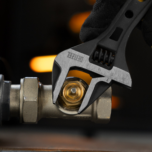 Ключ разводной 135 мм, CrV, кованый, укороченная рукоятка Denzel по ценам производителя в Уфе с доставкой по всей России