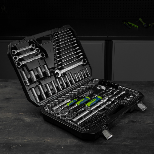 Набор инструментов, 1/2", 3/8", 1/4", пластиковый кейс 160 предм. Сибртех по ценам производителя в Уфе с доставкой по всей России