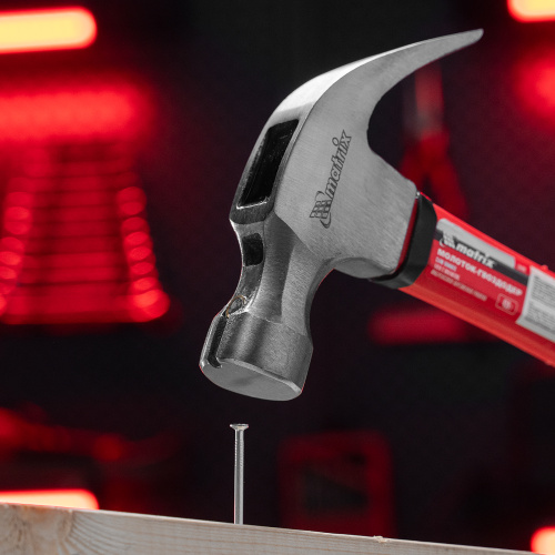 Молоток-гвоздодер, 450 г, боек c магнитом, фибергласовая обрезиненная рукоятка Matrix по ценам производителя в Уфе с доставкой по всей России