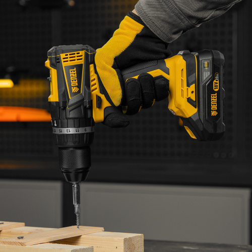 Дрель-шуруповерт аккумуляторная ударная бесщет CIDB-IB-18-02, Li-Ion, 18 В, 2 акк. Denzel по ценам производителя в Уфе с доставкой по всей России