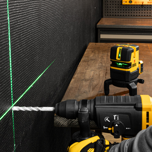 Лазерный уровень LX 06 Green, 30 м, 520 нм, аккумулятор Li 5200 mAh, резьба 5/8" Denzel по ценам производителя в Уфе с доставкой по всей России