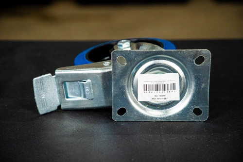 Колесо поворотное резина SRCLb 63 160 мм с тормозом (F) по ценам производителя в Уфе с доставкой по всей России