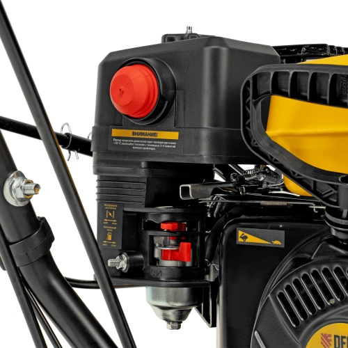 Гибридная снегоуборочная машина с функц. подметания SWB-600, 212 сс, руч. старт, 2 насадки Denzel по ценам производителя в Уфе с доставкой по всей России