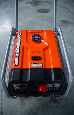 Генератор бензиновый 5,0 кВт 220В/380В с электростартером TOR KM6500HE по ценам производителя в Уфе с доставкой по всей России