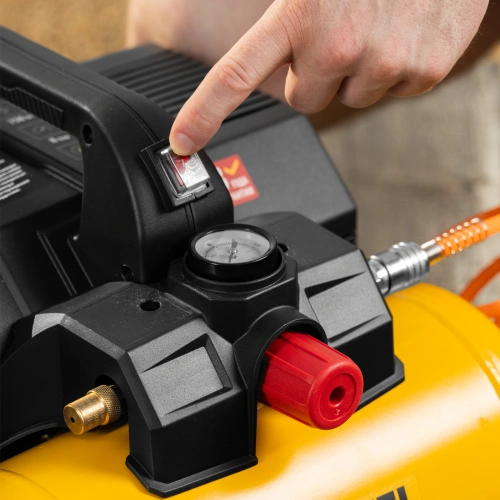 Компрессор  DLS750/6 безмасляный малошумный 750 Вт, 140 л/мин,ресивер 6 л Denzel по ценам производителя в Уфе с доставкой по всей России