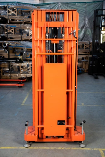 Сборщик заказов с электроподъемом 200 кг 3,3 м TOR GOPY3.302 по ценам производителя в Уфе с доставкой по всей России