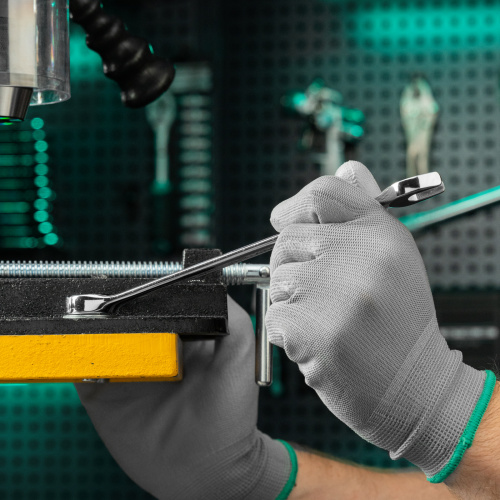 Ключ комбинированный, 18 мм, CrV, антислип Stels по ценам производителя в Уфе с доставкой по всей России