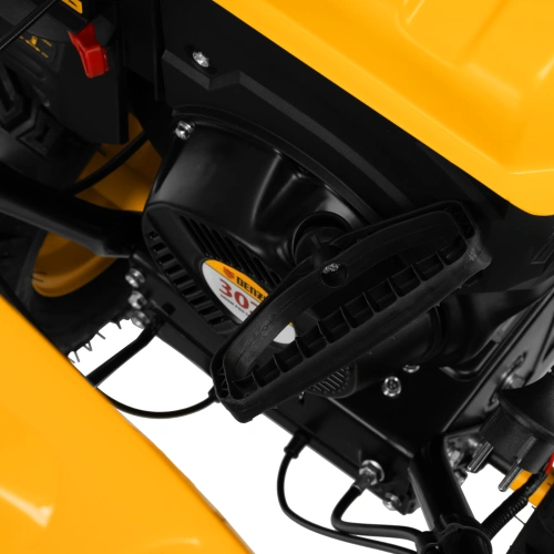 Бензиновая снегоуборочная машина SBL 711D PRO, 302cc, эл.старт, фара, обогрев, блок. дифф. Denzel по ценам производителя в Уфе с доставкой по всей России