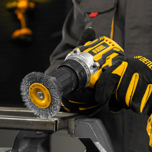 Щетка для дрели, 75 мм, Плоская, со шпилькой, нержавеющая витая проволока Denzel по ценам производителя в Уфе с доставкой по всей России