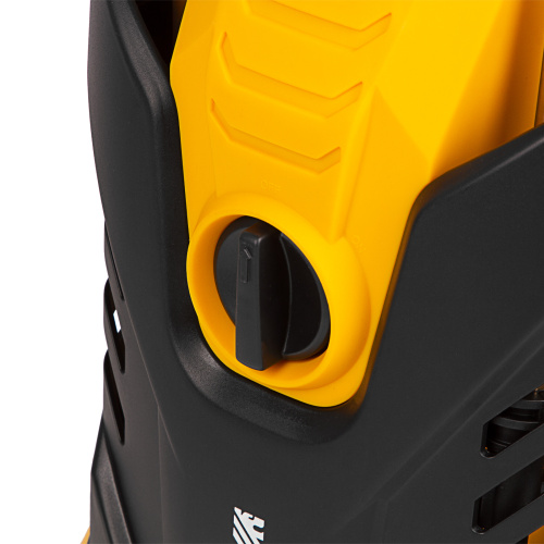 Моечная машина высокого давления R-165, 2200 Вт, 165 бар, 7 л/мин, колесная Denzel по ценам производителя в Уфе с доставкой по всей России