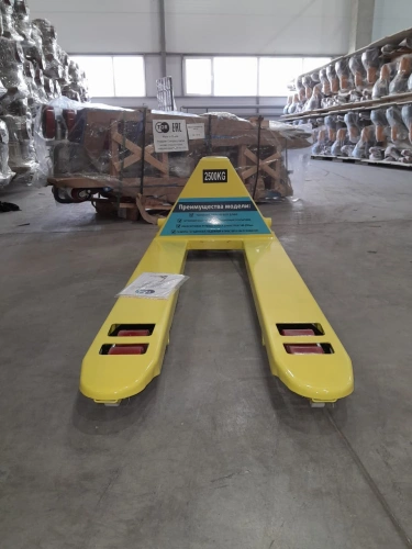 Тележка гидравлическая 2500 кг 1150 мм полиуретановые колеса TOR AC (серия J) по ценам производителя в Уфе с доставкой по всей России