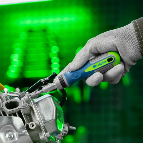 Отвертка реверсивная с набором бит и торцевых головок, 25 шт, CrV, чехол Сибртех по ценам производителя в Уфе с доставкой по всей России