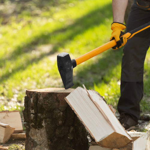 Колун-кувалда 4000 г, кованая, фибергласовая  рукоятка c TPR покрытием, 880 мм Denzel по ценам производителя в Уфе с доставкой по всей России