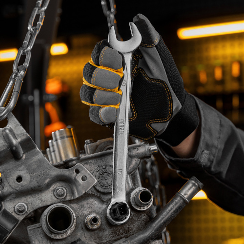 Набор инструментов, 1/2", 1/4", CrV, S2, пластиковый кейс, 84 предмета Denzel по ценам производителя в Уфе с доставкой по всей России