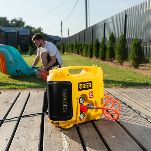 Компрессор воздушный DL1300, 10 бар, 1,3 кВт 180 л/мин 5 л, с набором аксессуаров Denzel по ценам производителя в Уфе с доставкой по всей России