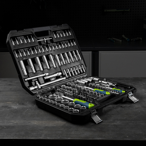 Набор инструментов, 1/2", 3/8", 1/4", пластиковый кейс 172 предм. Сибртех по ценам производителя в Уфе с доставкой по всей России