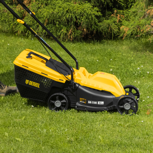 Газонокосилка электрическая GM-1100, 1100 Вт, шир. 32 см, 3 уров., травосб. 30 л Denzel по ценам производителя в Уфе с доставкой по всей России