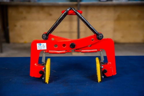 Клещевой вертикальный захват TOR для брикетов и блоков 12-18 см г/п 280 кг по ценам производителя в Уфе с доставкой по всей России