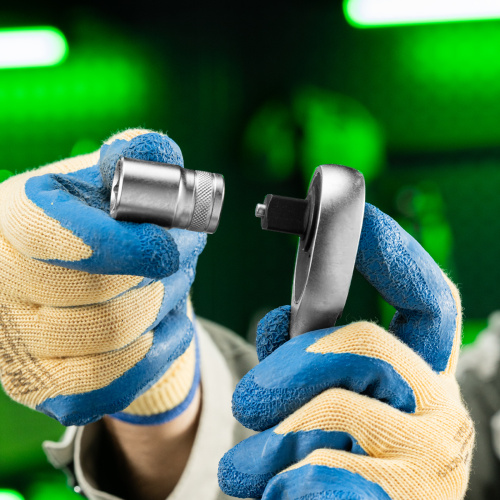 Ключ-трещотка 1/2", 45 зубьев, с быстрым сбросом, матовый хром Сибртех по ценам производителя в Уфе с доставкой по всей России