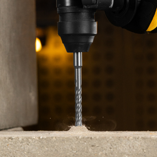 Бур по бетону, цельная крестовая пластина, 10x165 мм, SDS PLUS Denzel по ценам производителя в Уфе с доставкой по всей России