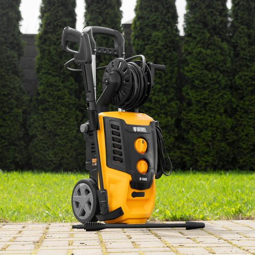 Моечная машина высокого давления R-180D, 2200 Вт, 180 бар, 380 л/ч, с барабаном Denzel купить в Москве с доставкой по всей России | ProtosMarket.ru