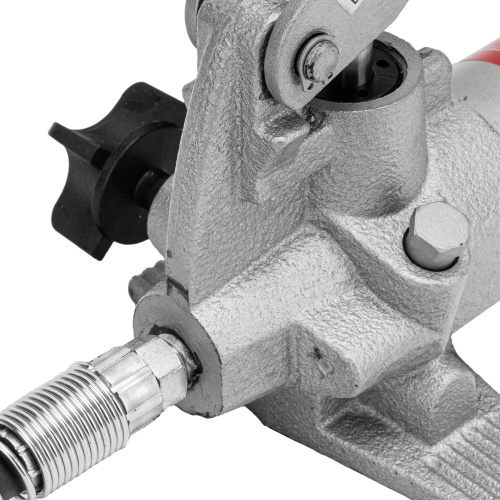 Растяжка гидравлическая, 4 т, набор из 17 предметов, 7 сменных насадок, в пластиковом кейсе Matrix по ценам производителя в Уфе с доставкой по всей России