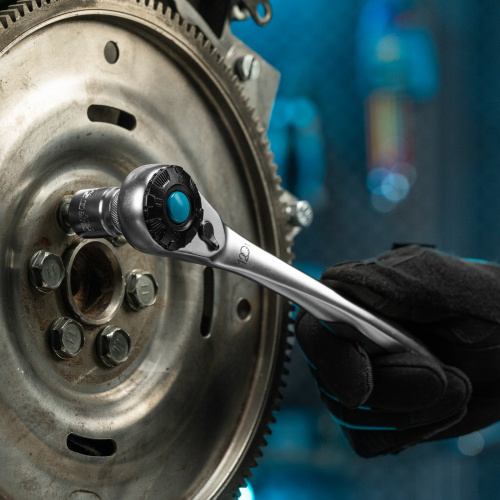 Ключ-трещотка 1/2", CrV, 120 зубьев, с быстрым сбросом, цельнометаллический, хром Gross по ценам производителя в Уфе с доставкой по всей России