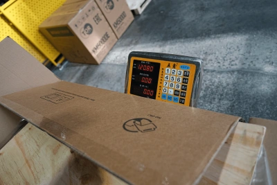 Генератор дизельный 7,0 кВт 220В с электростартером и колесами TOR KM7000D по ценам производителя в Уфе с доставкой по всей России