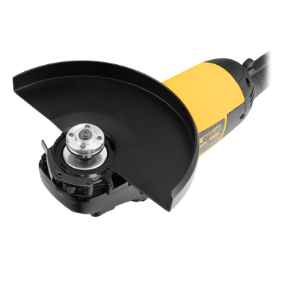 Машина шлифовальная угловая AG230-2600, 2600 Вт, 230 мм, 6000 об/мин Denzel по ценам производителя в Уфе с доставкой по всей России