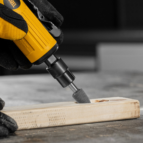 Пневмошлифмашина прямая PGS25000, 25000 об/мин, 10 шлиф. камней, цанга - 3, 6 мм, 113 л/мин Denzel по ценам производителя в Уфе с доставкой по всей России