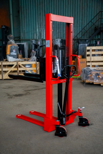 Штабелер гидравлический 2,0 т 1,6 м TOR CTY-E с раздвижными вилами купить в Москве с доставкой по всей России | ProtosMarket.ru