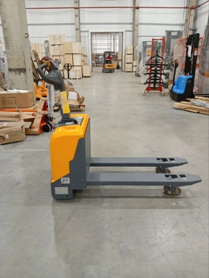 Тележка электрическая 2000 кг 1150 мм XILIN CBD20W 24/105 В/Ач по ценам производителя в Уфе с доставкой по всей России